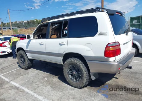 2000 Toyota Land Cruiser from USA, damaged, VIN JT3HT05J9Y0082581